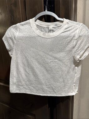 lululemon athletica White Short Sleeve Textured Tee